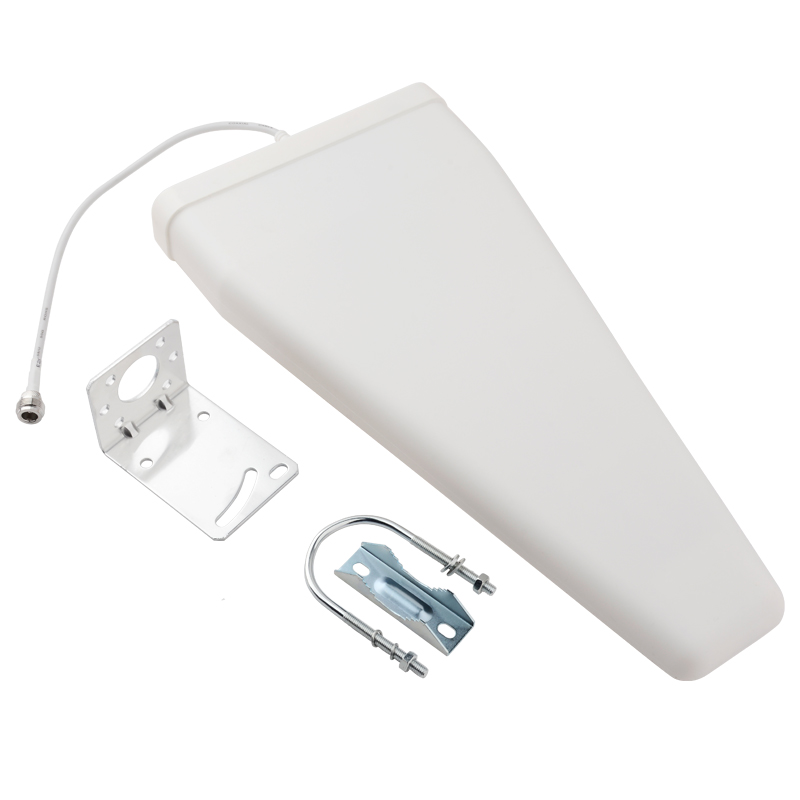  成县对数周期天线定向接收发射700-3700MHz